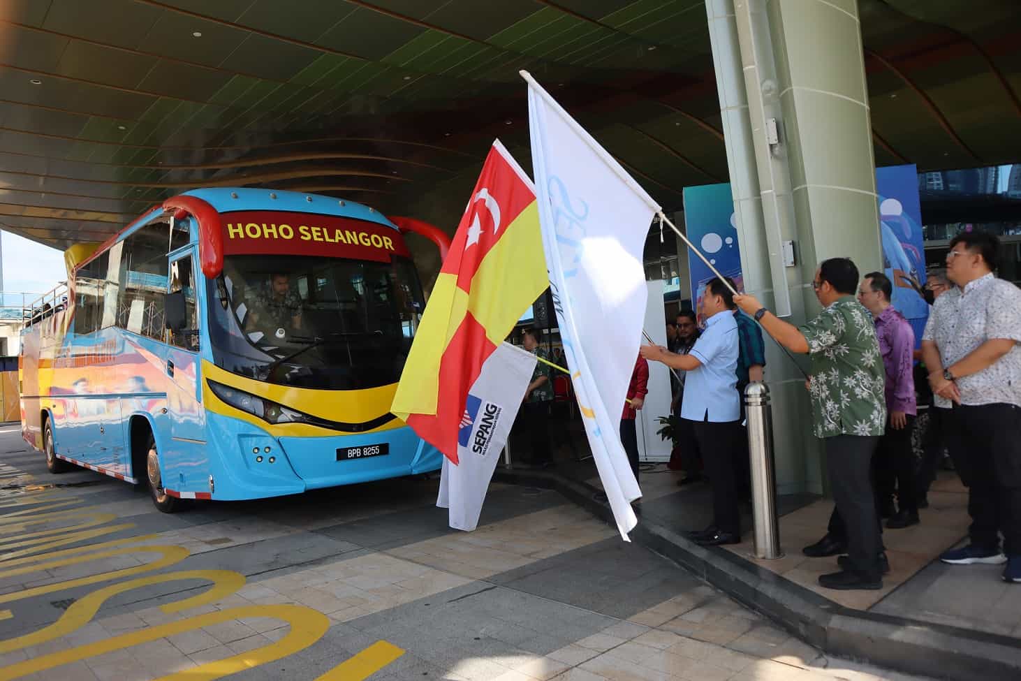 The State of Selangor Launched The First Selangor Hop On Hop Off Tour Bus 4
