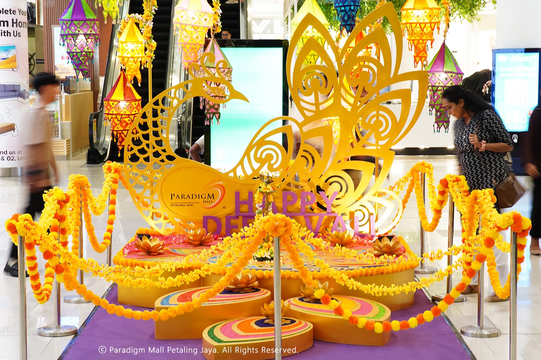 DEEPAVALI: DAZZLING DECORATIONS ACROSS SELANGOR'S MALLS 3