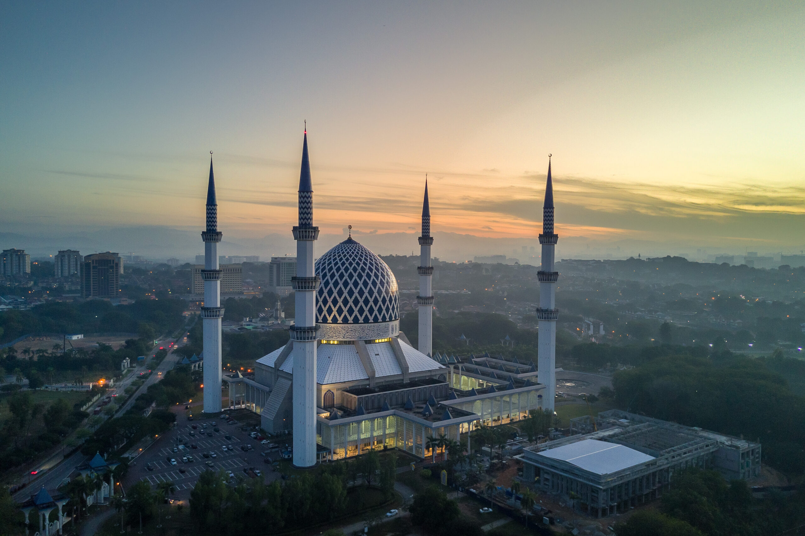 EMBRACING THE ISLAMIC HERITAGE AND CULTURE 1 EMBRACING THE ISLAMIC HERITAGE AND CULTURE 1